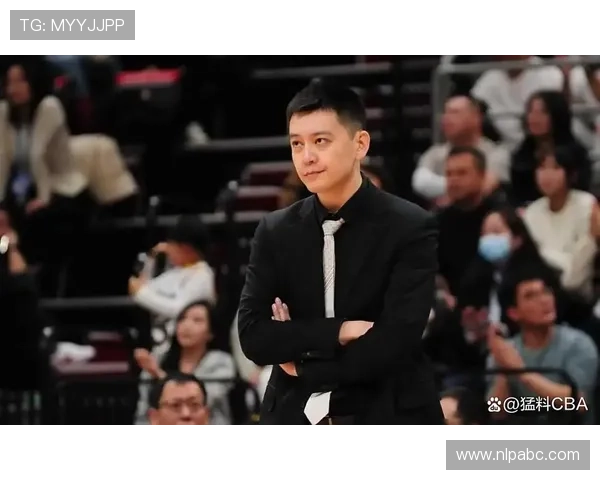 杨鸣鼓舞广厦坚持争胜信念
